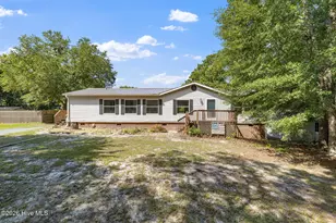 63 Warwick Ct, Hampstead, NC 28443 - Photo 1