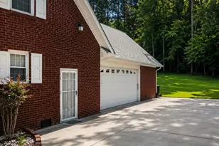 303 Harvey Cir, Grifton, NC 28530 - Photo 9