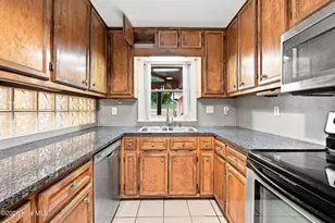 303 Harvey Cir, Grifton, NC 28530 - Photo 17