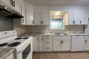 127 Silver Leaf Dr, Jacksonville, NC 28546 - Photo 5
