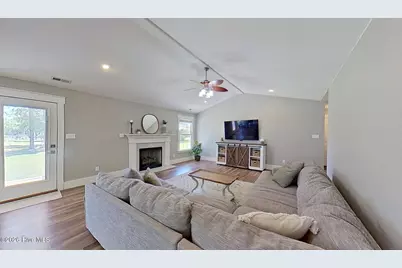 1129 Coral Reef Drive, New Bern, NC 28560 - Photo 13