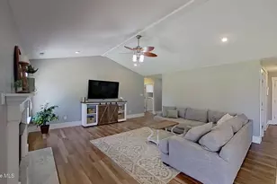 1129 Coral Reef Dr, New Bern, NC 28560 - Photo 15