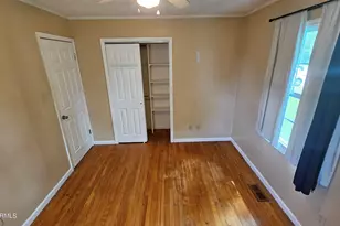 109 Valley Ct, Jacksonville, NC 28540 - Photo 5
