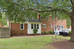 105 Christina Dr, Greenville, NC 27858 - Photo 9