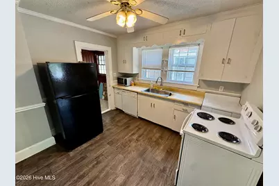 1912 E 4th Street, Greenville, NC 27858 - Photo 15