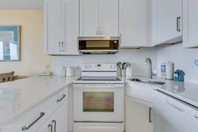 1615 Lake Park Boulevard S #Unit 709, Carolina Beach, NC 28428 - Photo 11