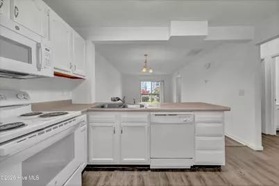 3603 Saint Johns Court #Unit B, Wilmington, NC 28403 - Photo 5
