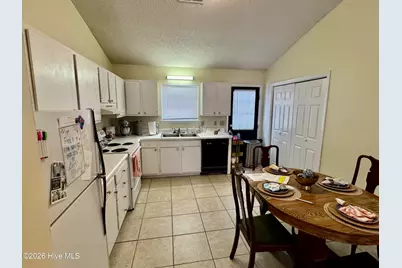 233 Wyndham Circle #A, Greenville, NC 27858 - Photo 5