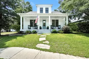 421 Trout Lily Ln, Southport, NC 28461 - Photo 1