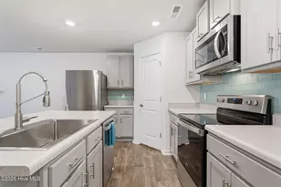 5718 Parterre Ct NE, Leland, NC 28451 - Photo 3