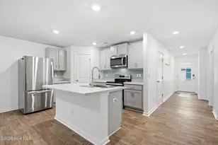 5718 Parterre Ct NE, Leland, NC 28451 - Photo 7