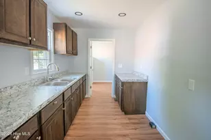 420 Dexter St, Rocky Mount, NC 27803 - Photo 11
