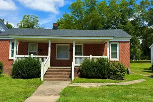 1105 College St, Kinston, NC 28501 - Photo 1