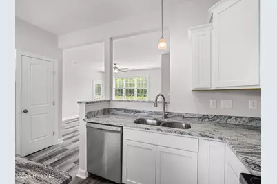 908 Freewoods Court, Jacksonville, NC 28546 - Photo 17