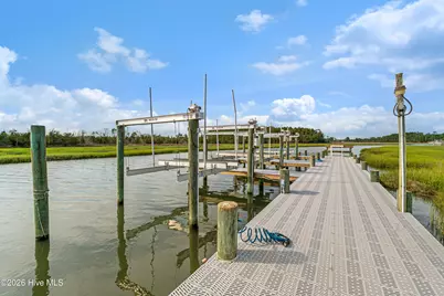 524 Shipmast Court & Slip #4, Beaufort, NC 28516 - Photo 3