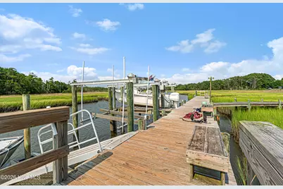 524 Shipmast Court & Slip #4, Beaufort, NC 28516 - Photo 71