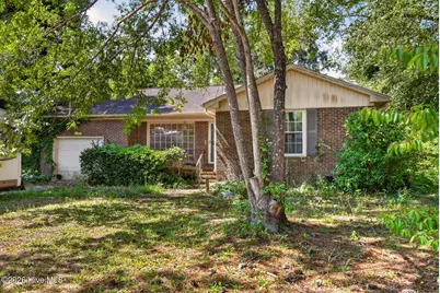 18 Pelican Point Road, Wilmington, NC 28409 - Photo 1
