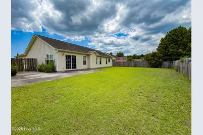 205 Wynbrookee Lane, Jacksonville, NC 28546 - Photo 7