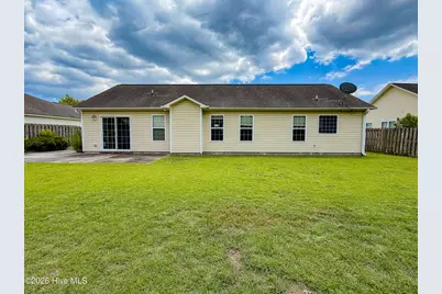205 Wynbrookee Lane, Jacksonville, NC 28546 - Photo 5