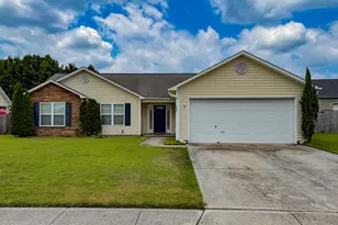 205 Wynbrookee Ln, Jacksonville, NC 28546 - Photo 1