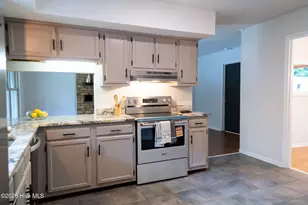 106 Brookdale Plaza, Jacksonville, NC 28546 - Photo 5