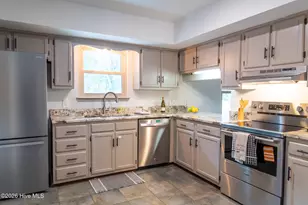 106 Brookdale Plaza, Jacksonville, NC 28546 - Photo 3