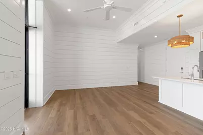 805 Mulberry Street #Unit 208, Beaufort, NC 28516 - Photo 9