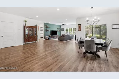 813 Bluebird Drive, New Bern, NC 28560 - Photo 17