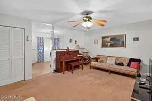 2907 Mason Cir, New Bern, NC 28562 - Photo 5