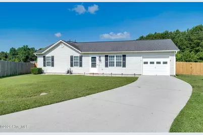 203 Daplin Place, Jacksonville, NC 28540 - Photo 3