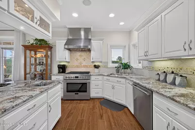 1081 Ridgemont Drive, Leland, NC 28451 - Photo 11