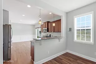 447 Avendale Dr, Rocky Point, NC 28457 - Photo 11