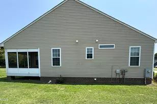 6660 Gabriels Way, Lucama, NC 27851 - Photo 5