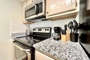 118 Dock St, Wilmington, NC 28401 - Photo 17