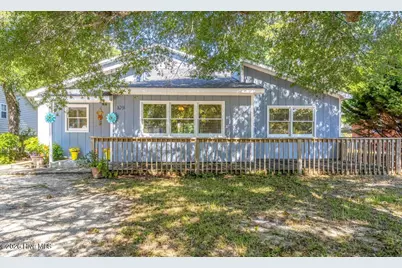 109 NE 30th Street, Oak Island, NC 28465 - Photo 1
