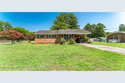 1110 N Webb Street, Selma, NC 27576 - Photo 1