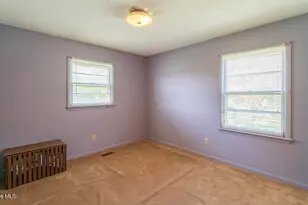 1110 N Webb St, Selma, NC 27576 - Photo 15