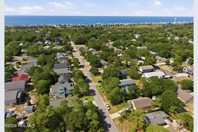 119 NE 11th Street, Oak Island, NC 28465 - Photo 5