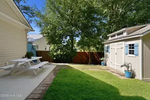 119 NE 11th St, Oak Island, NC 28465 - Photo 35