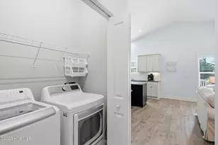 119 NE 11th St, Oak Island, NC 28465 - Photo 15