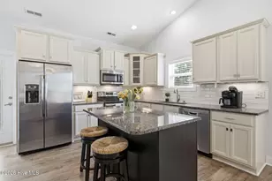 119 NE 11th St, Oak Island, NC 28465 - Photo 11