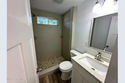 202 W Burgess Street, Elizabeth City, NC 27909 - Photo 13