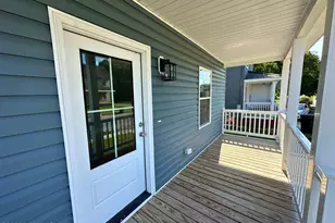 202 W Burgess St, Elizabeth City, NC 27909 - Photo 5