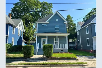 202 W Burgess Street, Elizabeth City, NC 27909 - Photo 1