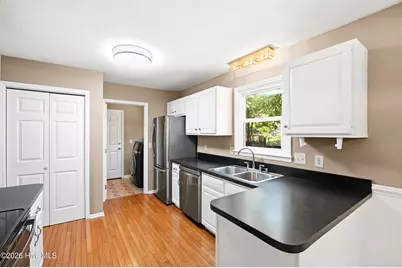 3110 Tottenham Court, Wilmington, NC 28409 - Photo 17
