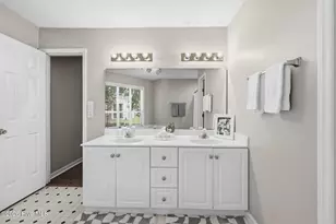 120 Breezewood Dr, Greenville, NC 27858 - Photo 25