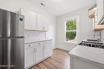 511 Middle Street #B, New Bern, NC 28560 - Photo 9