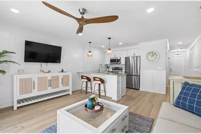 330 S Middleton Drive NW #Unit 306, Calabash, NC 28467 - Photo 3