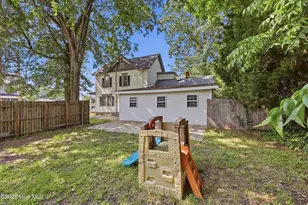 210 N Dyer St, Elizabeth City, NC 27909 - Photo 35