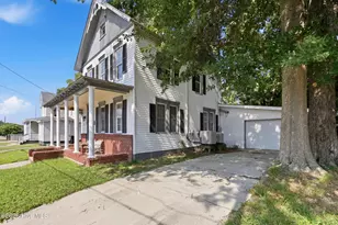 210 N Dyer St, Elizabeth City, NC 27909 - Photo 3